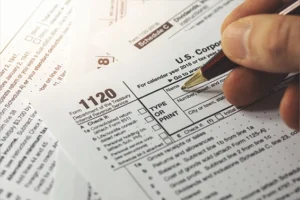hoa taxes