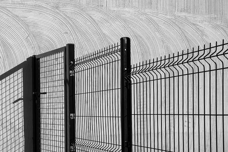 hoa fence rules